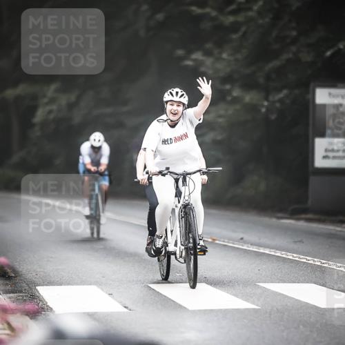13.09.2026 - Stadtparktriathlon H.Heesch http://msf.ph/oto/10359189 13.09.2026 09:56:41 Radfahren 212, 248 meine-sportfotos.de