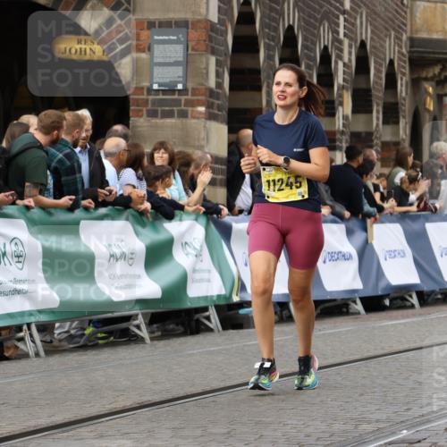 13.09.2026 - 21. swb-Marathon Bremen Strokosch-Dieckow http://msf.ph/oto/10359202 13.09.2026 10:57:46 Ziel 10177, 10226, 10300, 10394, 10517, 10518, 10687, 11106, 11365, 11480, 11498, 11609, 11734, 11965, 11966, 12037, 12111, 12263, 12372, 12400, 12411, 10078, 10559, 10565, 10707, 10728, 11136, 11332, 11824, 11856, 11863, 12231, 12427, 12551, 12555 meine-sportfotos.de
