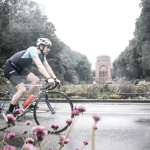 13.09.2026 - Stadtparktriathlon H.Heesch http://msf.ph/oto/10359249 13.09.2026 13:25:51 Radfahren 1417 meine-sportfotos.de