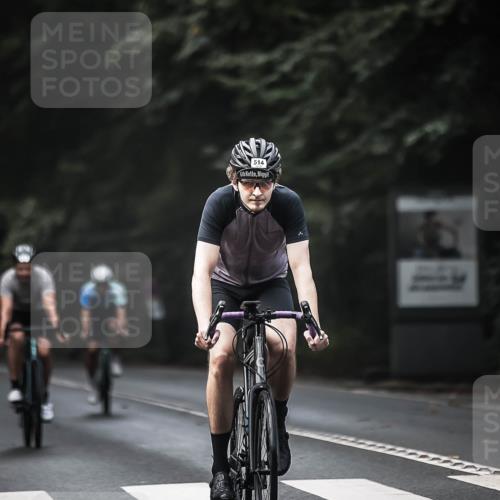 13.09.2026 - Stadtparktriathlon H.Heesch http://msf.ph/oto/10359263 13.09.2026 11:13:31 Radfahren 514, 621, 665, 686, 696 meine-sportfotos.de