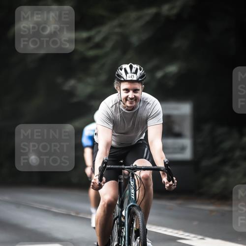 13.09.2026 - Stadtparktriathlon H.Heesch http://msf.ph/oto/10359296 13.09.2026 11:13:33 Radfahren 514, 621, 665, 686, 696 meine-sportfotos.de