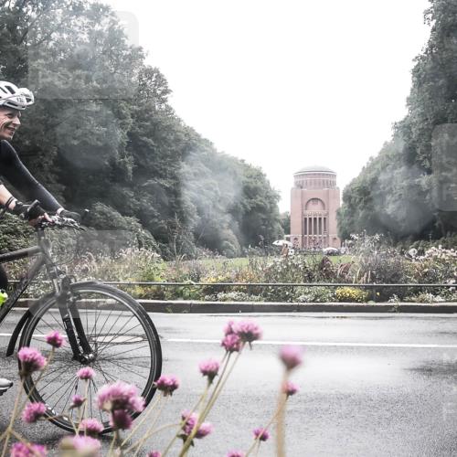 13.09.2026 - Stadtparktriathlon H.Heesch http://msf.ph/oto/10359315 13.09.2026 13:26:30 Radfahren 1327 meine-sportfotos.de