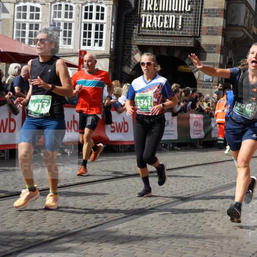 13.09.2026 - 21. swb-Marathon Bremen Strokosch-Dieckow http://msf.ph/oto/10359320 13.09.2026 13:34:01 Ziel 930, 2405, 2872, 2960, 3201, 3562, 3761, 4490, 4554, 4658, 4874, 5063, 5156, 5513, 6256, 6508, 6538, 6808, 6844, 6882, 7126, 7523, 7633, 7652, 7832, 7863, 8093, 8691, 9068, 9128, 9342, 9344, 9390, 9508, 9883, 10114, 13078, 1364, 2355, 2464, 3162, 3632, 3984, 5265, 5489, 5768, 6090, 6350, 6405, 7113, 7696, 7897, 7988, 8870, 9094, 9100, 9905, 10058, 13118 meine-sportfotos.de