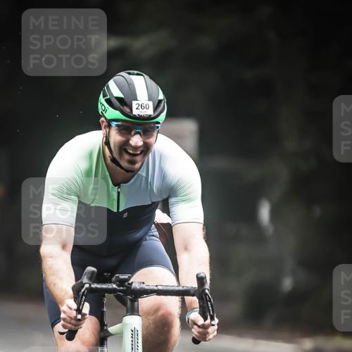 13.09.2026 - Stadtparktriathlon H.Heesch http://msf.ph/oto/10359339 13.09.2026 09:57:01 Radfahren 260 meine-sportfotos.de