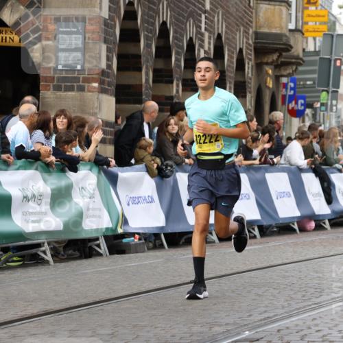 13.09.2026 - 21. swb-Marathon Bremen Strokosch-Dieckow http://msf.ph/oto/10359376 13.09.2026 10:57:47 Ziel 10177, 10226, 10300, 10394, 10517, 10518, 11106, 11245, 11365, 11480, 11498, 11609, 11734, 11965, 11966, 12037, 12111, 12263, 12372, 12400, 12411, 10078, 10559, 10565, 10707, 10728, 11136, 11332, 11824, 11856, 11863, 12231, 12427, 12551, 12555 meine-sportfotos.de