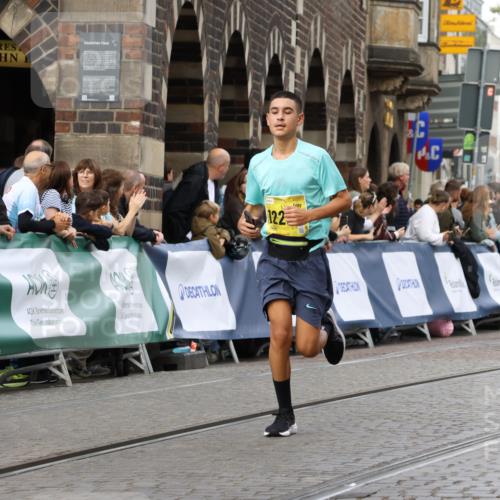 13.09.2026 - 21. swb-Marathon Bremen Strokosch-Dieckow http://msf.ph/oto/10359397 13.09.2026 10:57:47 Ziel 10177, 10226, 10300, 10394, 10517, 10518, 11106, 11245, 11365, 11480, 11498, 11609, 11734, 11965, 11966, 12037, 12111, 12263, 12372, 12400, 12411, 10078, 10559, 10565, 10707, 10728, 11136, 11332, 11824, 11856, 11863, 12231, 12427, 12551, 12555 meine-sportfotos.de