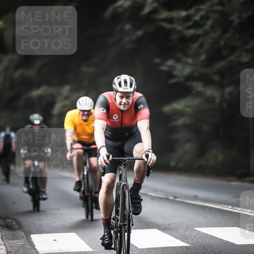13.09.2026 - Stadtparktriathlon H.Heesch http://msf.ph/oto/10359408 13.09.2026 11:13:42 Radfahren 496, 503, 554, 605, 641, 696 meine-sportfotos.de