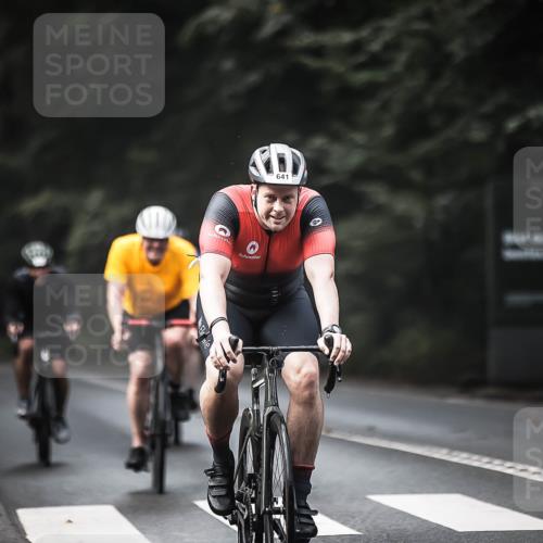 13.09.2026 - Stadtparktriathlon H.Heesch http://msf.ph/oto/10359420 13.09.2026 11:13:42 Radfahren 496, 503, 554, 605, 641, 696 meine-sportfotos.de
