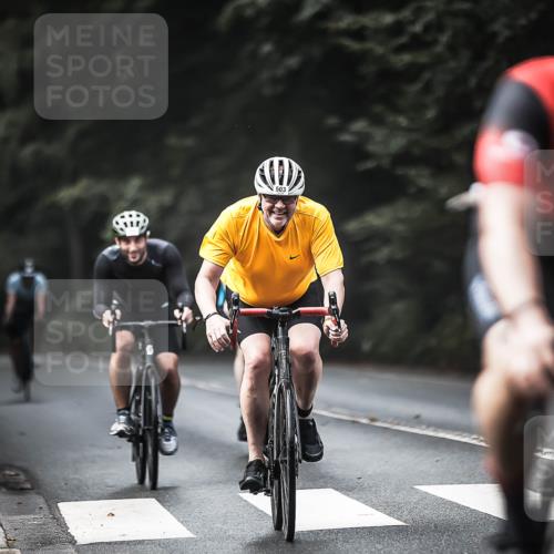 13.09.2026 - Stadtparktriathlon H.Heesch http://msf.ph/oto/10359428 13.09.2026 11:13:43 Radfahren 496, 503, 554, 605, 641 meine-sportfotos.de