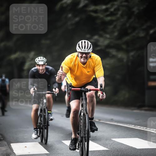 13.09.2026 - Stadtparktriathlon H.Heesch http://msf.ph/oto/10359436 13.09.2026 11:13:43 Radfahren 496, 503, 554, 605, 641 meine-sportfotos.de