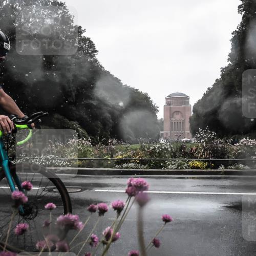 13.09.2026 - Stadtparktriathlon H.Heesch http://msf.ph/oto/10359444 13.09.2026 12:03:03 Radfahren 747, 905, 948, 950 meine-sportfotos.de