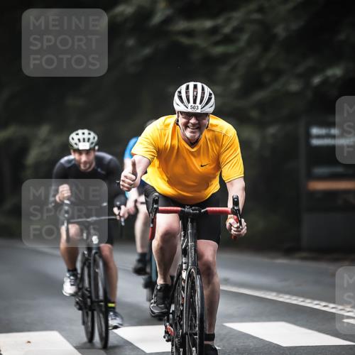 13.09.2026 - Stadtparktriathlon H.Heesch http://msf.ph/oto/10359449 13.09.2026 11:13:43 Radfahren 496, 503, 554, 605, 641 meine-sportfotos.de