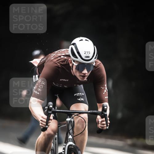 13.09.2026 - Stadtparktriathlon H.Heesch http://msf.ph/oto/10359457 13.09.2026 09:57:25 Radfahren 215, 307 meine-sportfotos.de