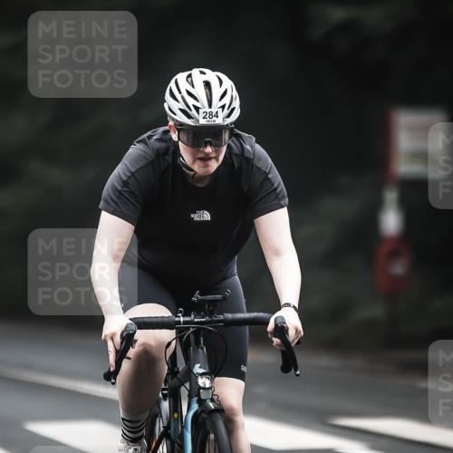 13.09.2026 - Stadtparktriathlon H.Heesch http://msf.ph/oto/10359486 13.09.2026 09:57:37 Radfahren 284, 312 meine-sportfotos.de