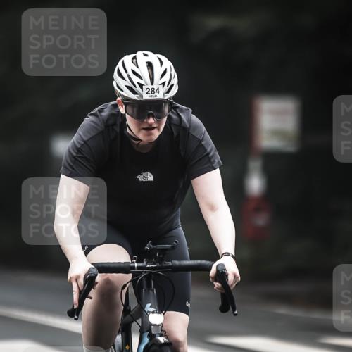 13.09.2026 - Stadtparktriathlon H.Heesch http://msf.ph/oto/10359488 13.09.2026 09:57:37 Radfahren 284, 312 meine-sportfotos.de