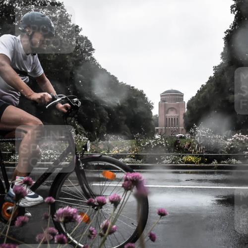 13.09.2026 - Stadtparktriathlon H.Heesch http://msf.ph/oto/10359565 13.09.2026 12:03:46 Radfahren 759, 887, 893, 914, 941, 996 meine-sportfotos.de