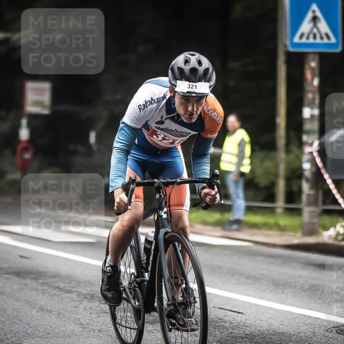 13.09.2026 - Stadtparktriathlon H.Heesch http://msf.ph/oto/10359568 13.09.2026 09:58:07 Radfahren 310, 321 meine-sportfotos.de