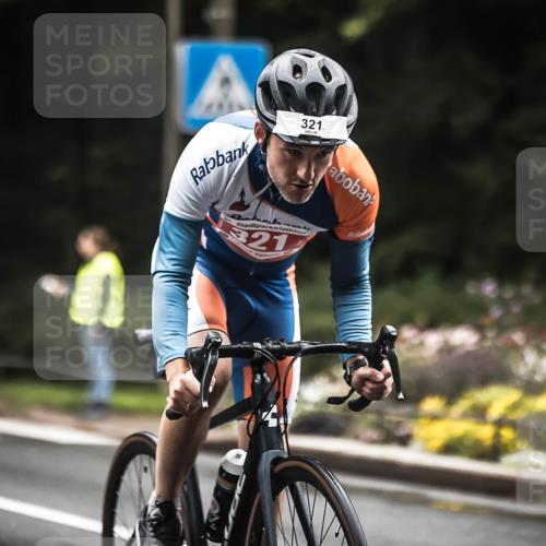13.09.2026 - Stadtparktriathlon H.Heesch http://msf.ph/oto/10359581 13.09.2026 09:58:07 Radfahren 310, 321 meine-sportfotos.de