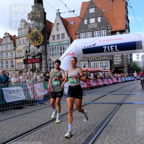 13.09.2026 - 21. swb-Marathon Bremen Tim E. http://msf.ph/oto/10359600 13.09.2026 12:56:13 Ziel 1583, 2072, 5163, 10034, 13080 meine-sportfotos.de