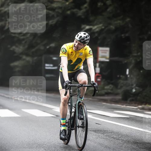 13.09.2026 - Stadtparktriathlon H.Heesch http://msf.ph/oto/10359616 13.09.2026 09:58:13 Radfahren 310 meine-sportfotos.de