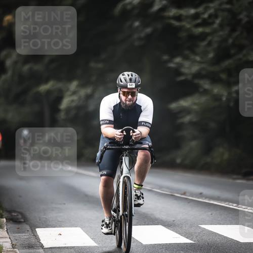 13.09.2026 - Stadtparktriathlon H.Heesch http://msf.ph/oto/10359621 13.09.2026 11:13:57 Radfahren 512, 541, 687 meine-sportfotos.de