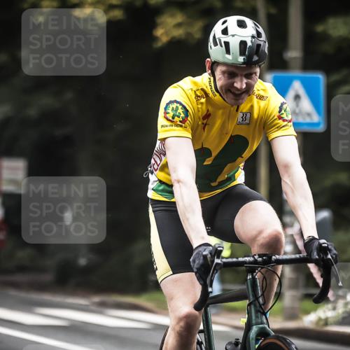 13.09.2026 - Stadtparktriathlon H.Heesch http://msf.ph/oto/10359646 13.09.2026 09:58:14 Radfahren 310 meine-sportfotos.de