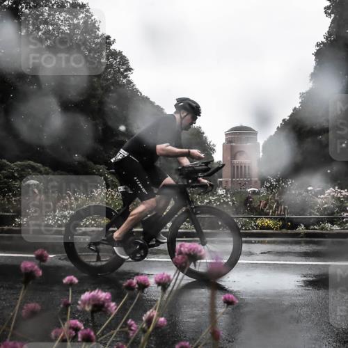 13.09.2026 - Stadtparktriathlon H.Heesch http://msf.ph/oto/10359650 13.09.2026 12:04:10 Radfahren 762, 916, 972, 1004, 1048 meine-sportfotos.de