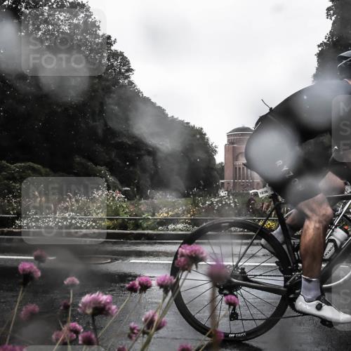 13.09.2026 - Stadtparktriathlon H.Heesch http://msf.ph/oto/10359687 13.09.2026 12:04:25 Radfahren 763, 785, 828, 857, 923, 964, 1036 meine-sportfotos.de