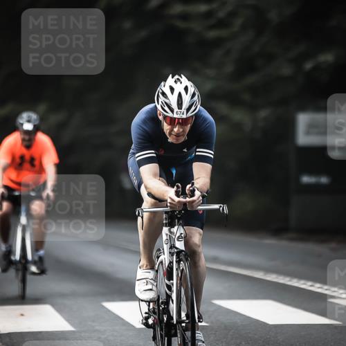 13.09.2026 - Stadtparktriathlon H.Heesch http://msf.ph/oto/10359694 13.09.2026 11:14:05 Radfahren 614, 658, 674 meine-sportfotos.de