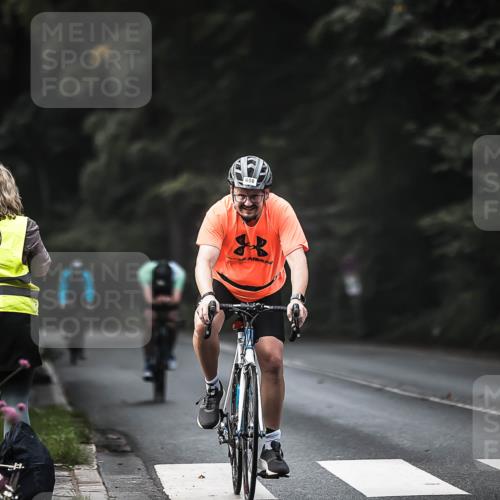 13.09.2026 - Stadtparktriathlon H.Heesch http://msf.ph/oto/10359698 13.09.2026 11:14:06 Radfahren 590, 614, 658, 674 meine-sportfotos.de