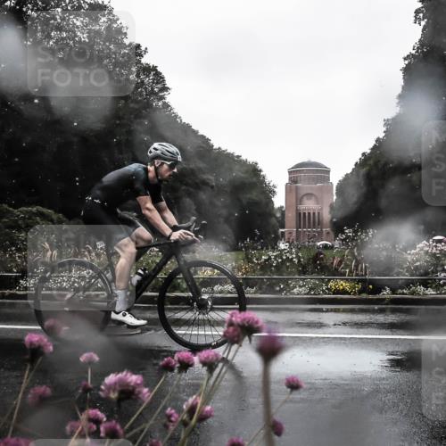13.09.2026 - Stadtparktriathlon H.Heesch http://msf.ph/oto/10359703 13.09.2026 12:04:27 Radfahren 763, 785, 828, 857, 923, 962, 964, 1036 meine-sportfotos.de