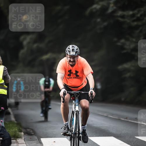 13.09.2026 - Stadtparktriathlon H.Heesch http://msf.ph/oto/10359708 13.09.2026 11:14:06 Radfahren 590, 614, 658, 674 meine-sportfotos.de