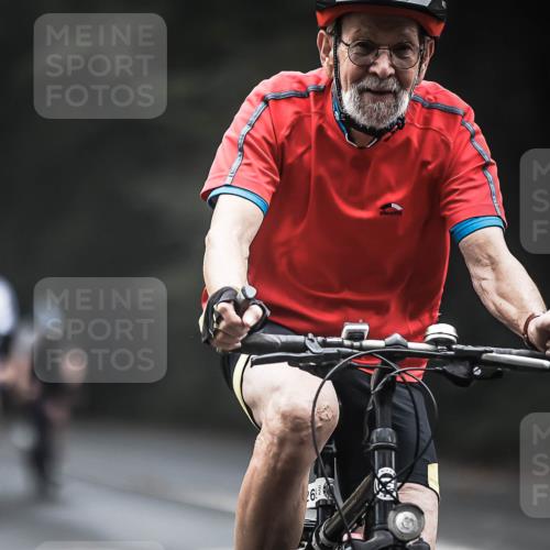 13.09.2026 - Stadtparktriathlon H.Heesch http://msf.ph/oto/10359726 13.09.2026 09:58:27 Radfahren 213, 214, 225, 238, 258, 264, 269, 300, 306, 311, 314, 322, 333 meine-sportfotos.de