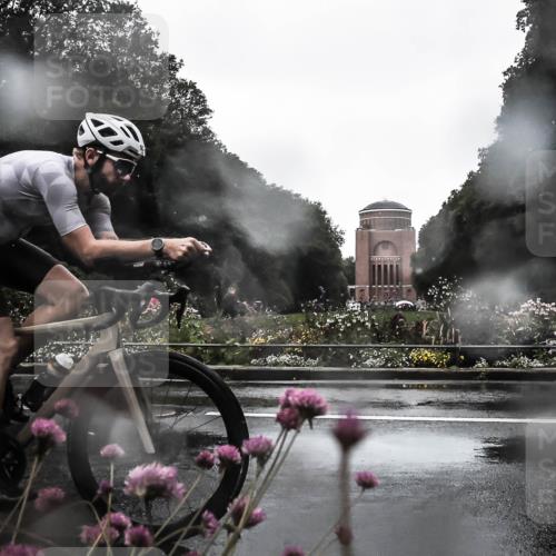 13.09.2026 - Stadtparktriathlon H.Heesch http://msf.ph/oto/10359735 13.09.2026 12:04:40 Radfahren 924 meine-sportfotos.de
