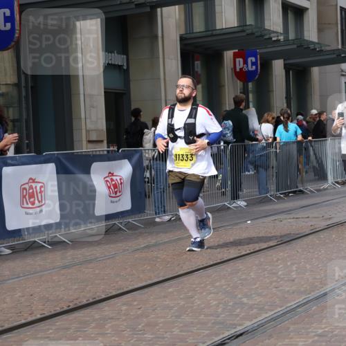 13.09.2026 - 21. swb-Marathon Bremen Strokosch-Dieckow http://msf.ph/oto/10359743 13.09.2026 11:20:03 Ziel 10161, 11244, 11296, 11333, 11337, 12285, 12374, 10430, 10882, 11546, 12472 meine-sportfotos.de