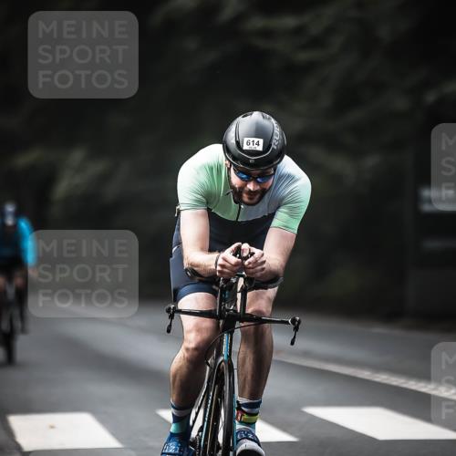 13.09.2026 - Stadtparktriathlon H.Heesch http://msf.ph/oto/10359748 13.09.2026 11:14:09 Radfahren 590, 614, 658, 674 meine-sportfotos.de