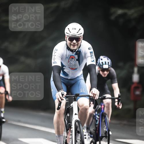 13.09.2026 - Stadtparktriathlon H.Heesch http://msf.ph/oto/10359749 13.09.2026 09:58:29 Radfahren 213, 214, 225, 238, 239, 258, 262, 264, 269, 300, 306, 311, 314, 322, 333 meine-sportfotos.de
