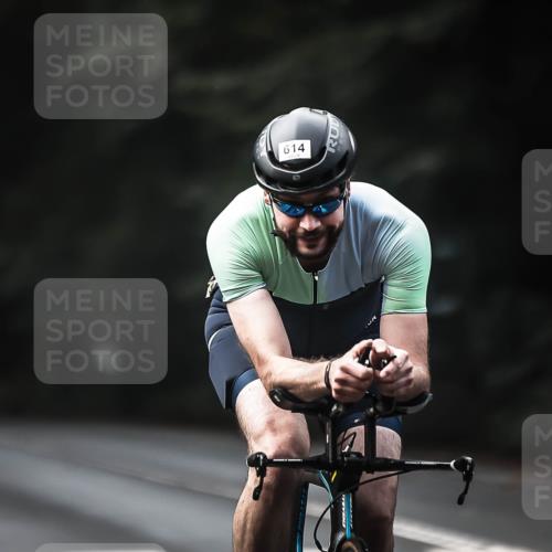 13.09.2026 - Stadtparktriathlon H.Heesch http://msf.ph/oto/10359762 13.09.2026 11:14:09 Radfahren 590, 614, 658, 674 meine-sportfotos.de
