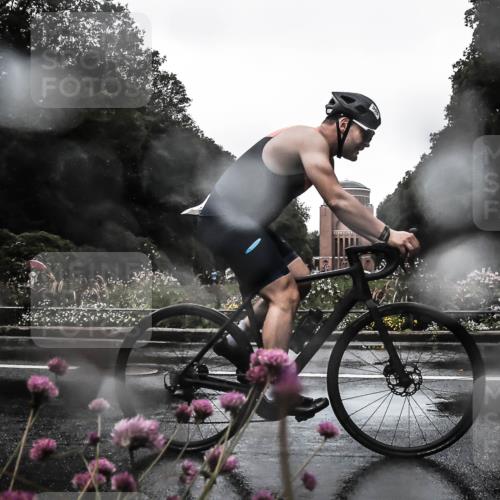 13.09.2026 - Stadtparktriathlon H.Heesch http://msf.ph/oto/10359790 13.09.2026 12:05:15 Radfahren 853, 904, 906, 908, 951, 974, 1015 meine-sportfotos.de
