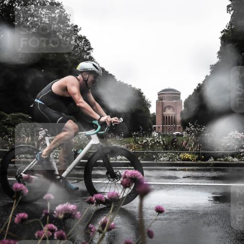 13.09.2026 - Stadtparktriathlon H.Heesch http://msf.ph/oto/10359798 13.09.2026 12:05:18 Radfahren 906, 951, 1015 meine-sportfotos.de