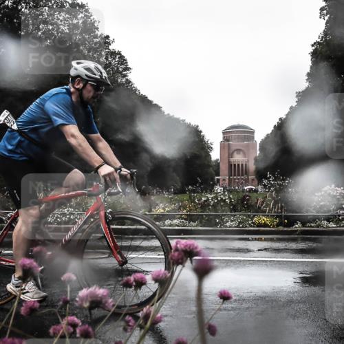 13.09.2026 - Stadtparktriathlon H.Heesch http://msf.ph/oto/10359803 13.09.2026 12:05:19 Radfahren 951, 1015 meine-sportfotos.de