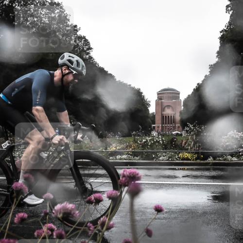 13.09.2026 - Stadtparktriathlon H.Heesch http://msf.ph/oto/10359810 13.09.2026 12:05:23 Radfahren 963 meine-sportfotos.de