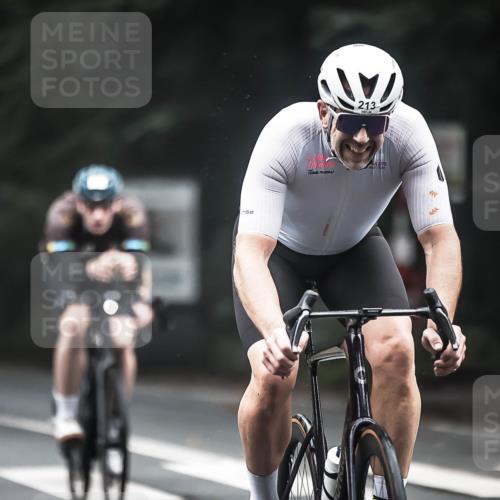 13.09.2026 - Stadtparktriathlon H.Heesch http://msf.ph/oto/10359811 13.09.2026 09:58:34 Radfahren 213, 238, 239, 262, 264, 299, 300, 306, 314, 322, 333 meine-sportfotos.de