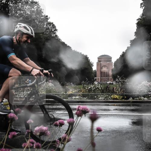 13.09.2026 - Stadtparktriathlon H.Heesch http://msf.ph/oto/10359815 13.09.2026 12:05:27 Radfahren 847, 963 meine-sportfotos.de