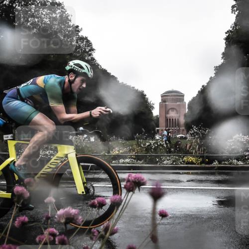 13.09.2026 - Stadtparktriathlon H.Heesch http://msf.ph/oto/10359823 13.09.2026 12:05:31 Radfahren 847, 1028 meine-sportfotos.de