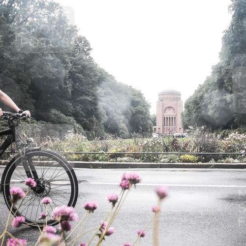 13.09.2026 - Stadtparktriathlon H.Heesch http://msf.ph/oto/10359824 13.09.2026 13:29:12 Radfahren 1517, 1526 meine-sportfotos.de