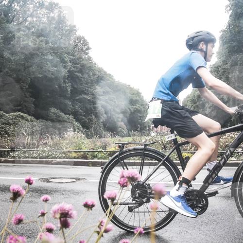 13.09.2026 - Stadtparktriathlon H.Heesch http://msf.ph/oto/10359829 13.09.2026 13:29:12 Radfahren 1517, 1526 meine-sportfotos.de