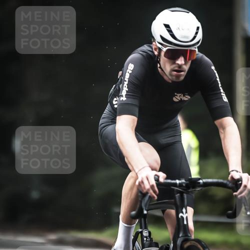 13.09.2026 - Stadtparktriathlon H.Heesch http://msf.ph/oto/10359830 13.09.2026 09:58:35 Radfahren 213, 239, 262, 264, 299, 300, 306, 314, 322 meine-sportfotos.de