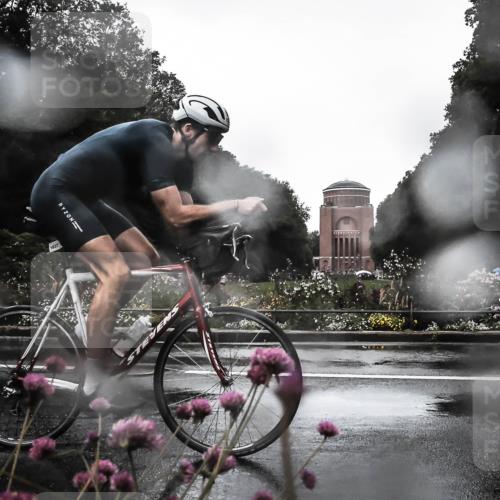 13.09.2026 - Stadtparktriathlon H.Heesch http://msf.ph/oto/10359842 13.09.2026 12:05:43 Radfahren 918, 920, 954, 1009, 1037 meine-sportfotos.de