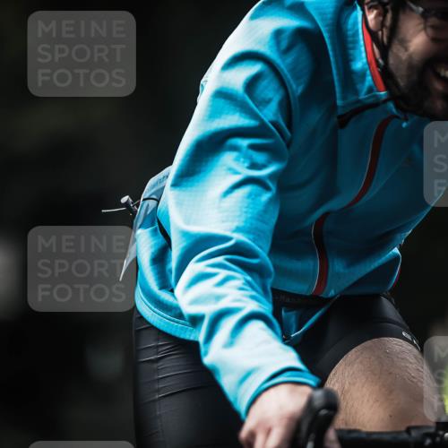 13.09.2026 - Stadtparktriathlon H.Heesch http://msf.ph/oto/10359850 13.09.2026 11:14:13 Radfahren 590, 614, 658 meine-sportfotos.de